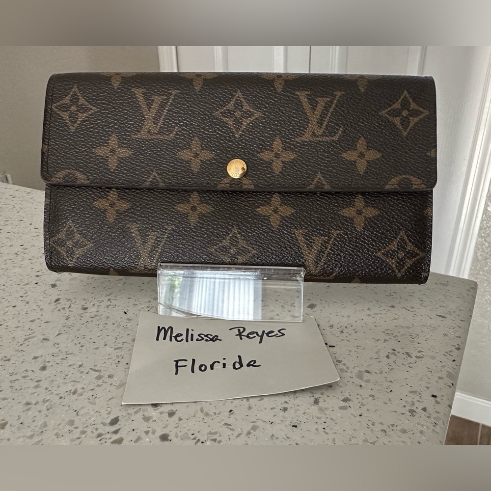 Louis Vuitton Long Wallet Portefeuille Sarah Brown Monogram